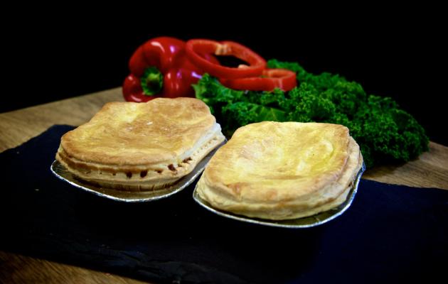 Individual steak pie